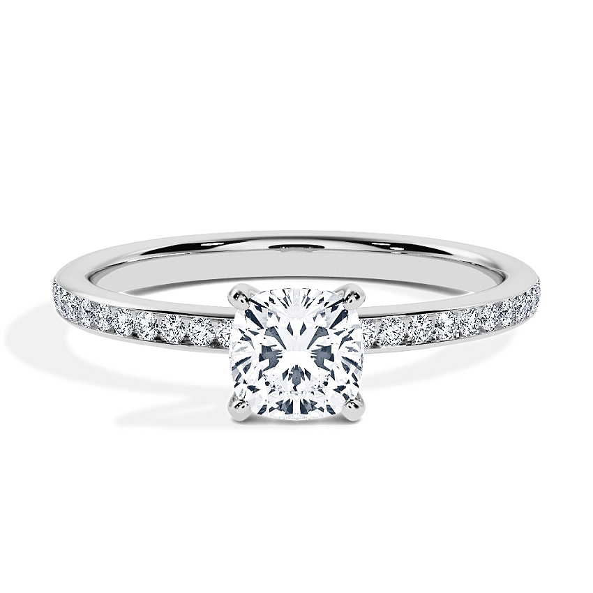 Anillo de compromiso Platino - 0.70 kt Cojín - Modelo N°3013, Canal
