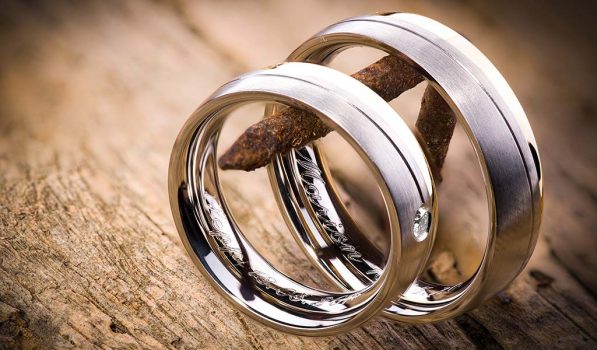 especiales para el grabado en anillos de boda